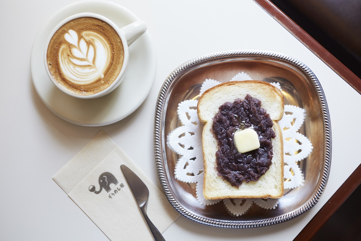 あんバタートースト　450円（税別）