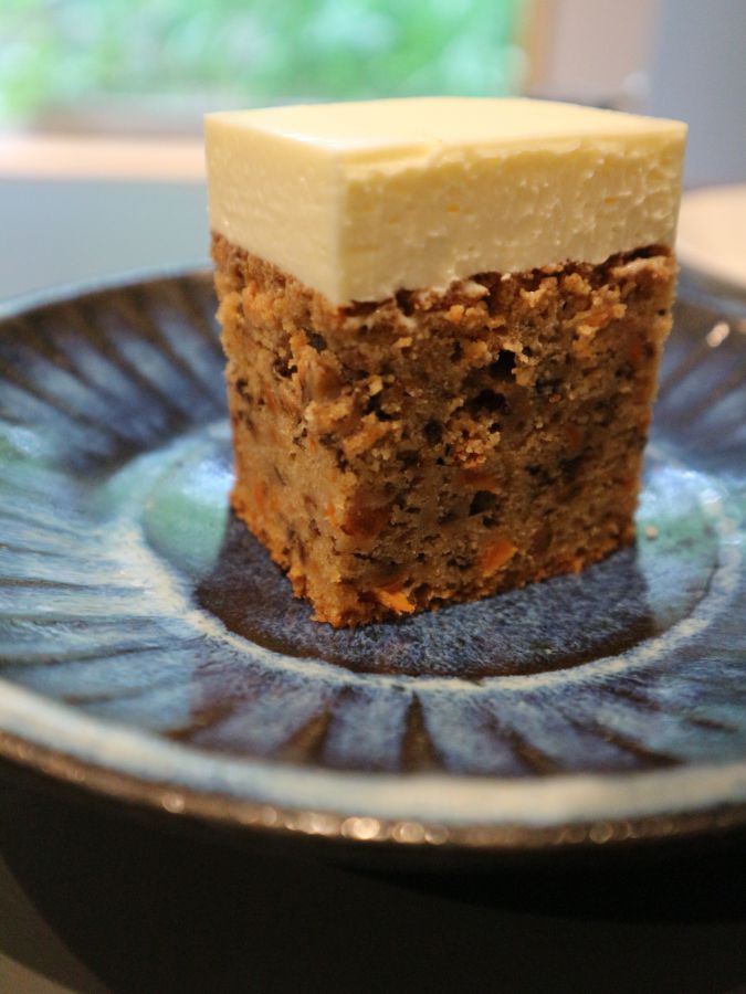 キャロットケーキ　単品　390円（税別）