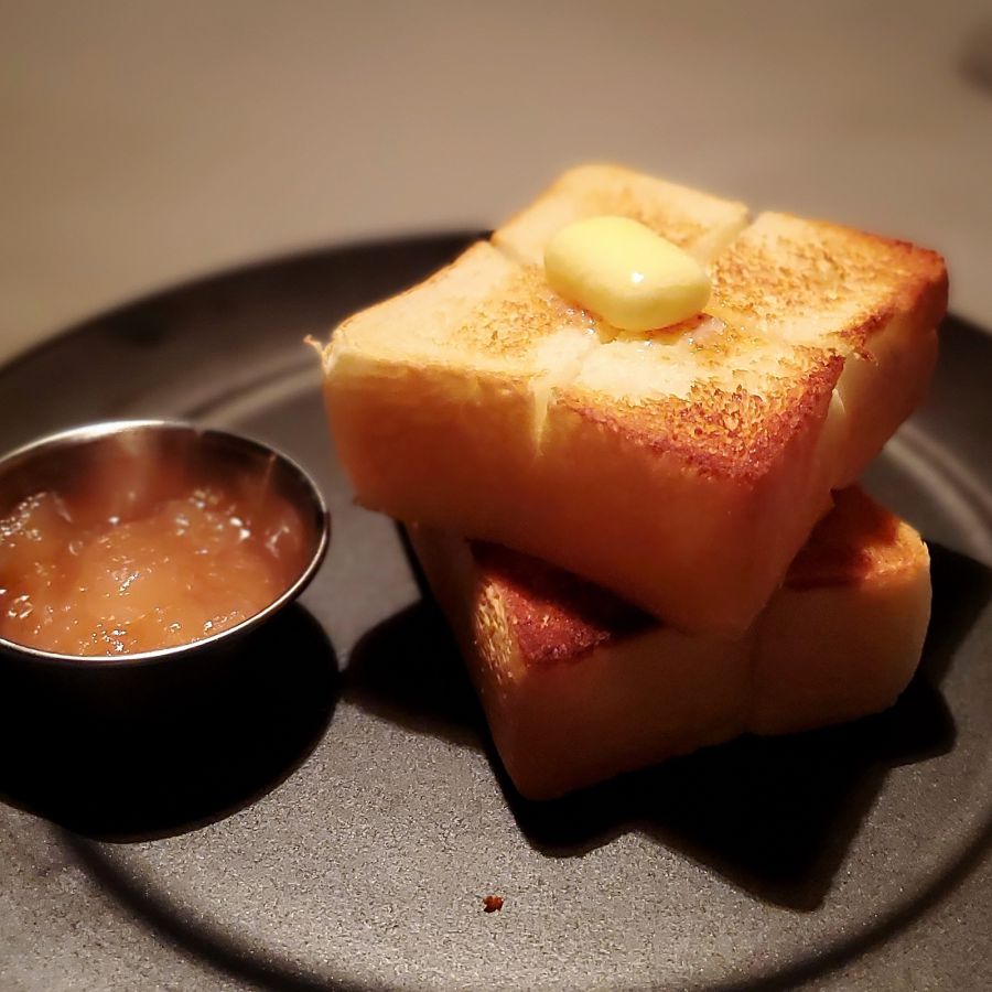 「トースト バター 500円」