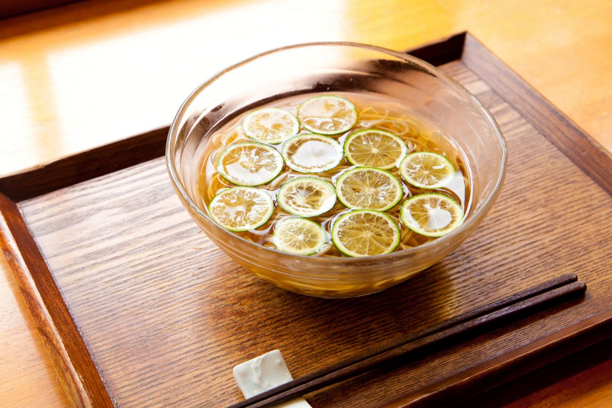 “そばの神様”の味を継ぐ、ミシュラン・ビブグルマンに選ばれ続けるそば屋探訪