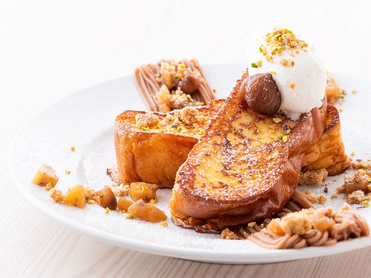 『サラベス』期間限定の秋色スイーツメニュー「モンブラン フレンチトースト」 が登場