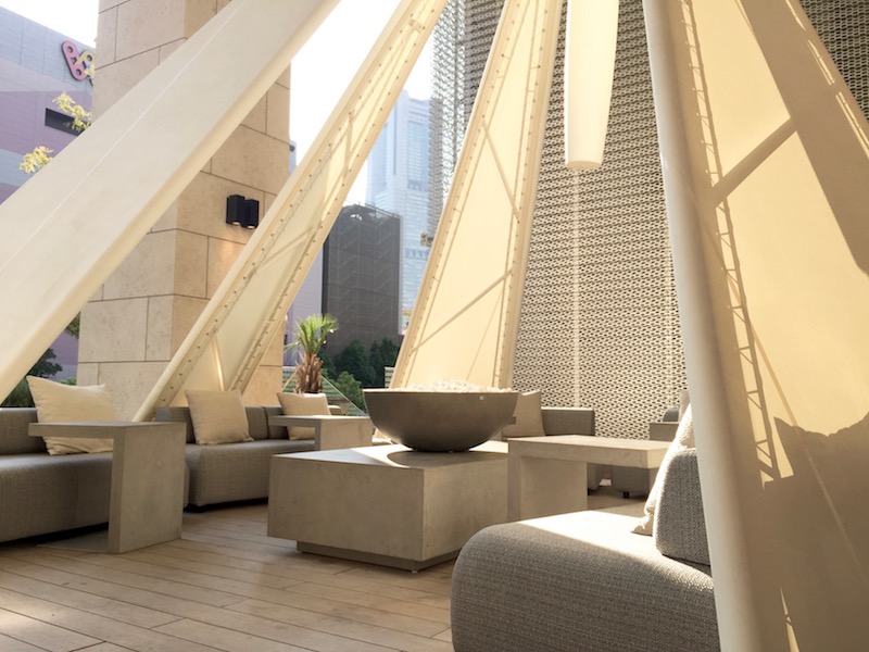 ディープブルーテラス