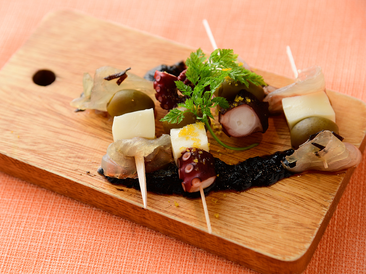 明石鯛×明石だこのピンチョス　明石のりソースで