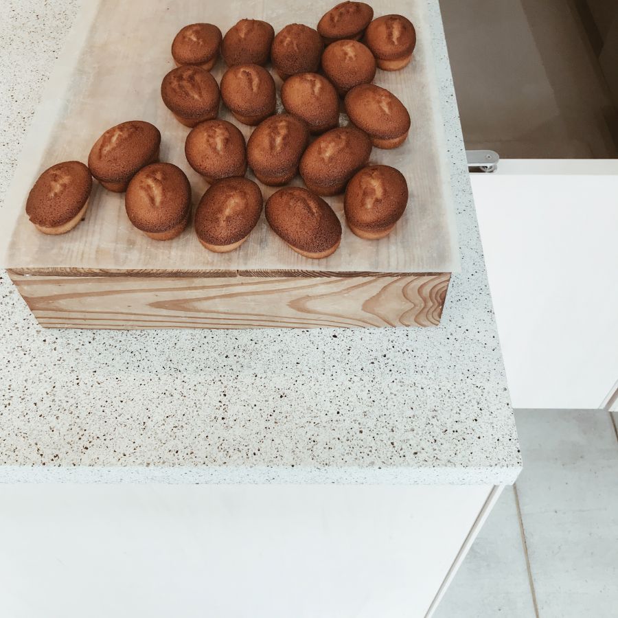 (写真はフィナンシェ)