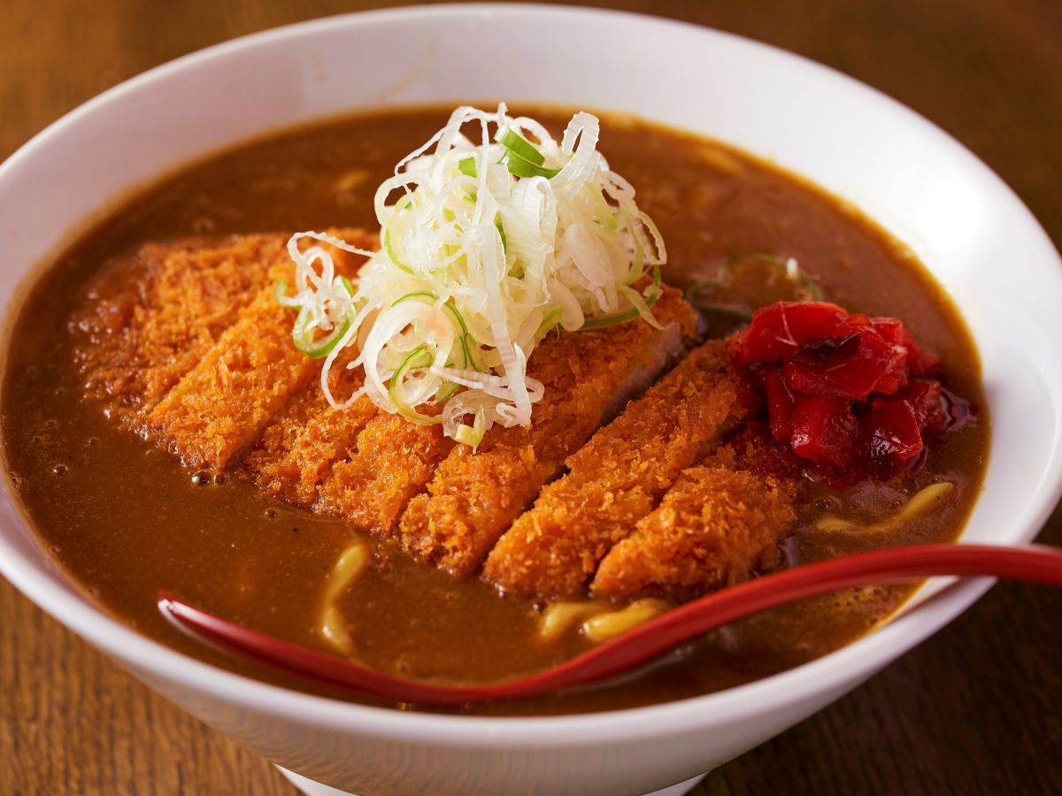 カツカレー鶏ガラ 中華そば 1200円