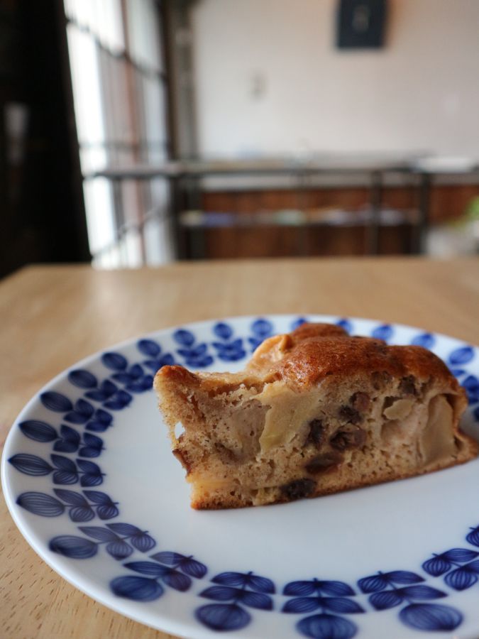 りんごのケーキ　450円
