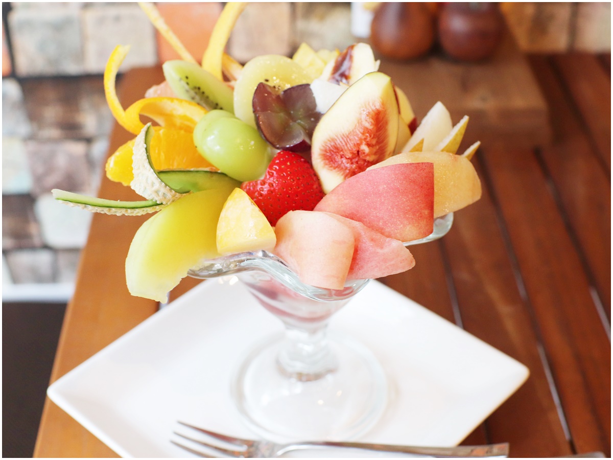 この秋食べたい大本命！贅沢すぎる究極のフルーツパフェ