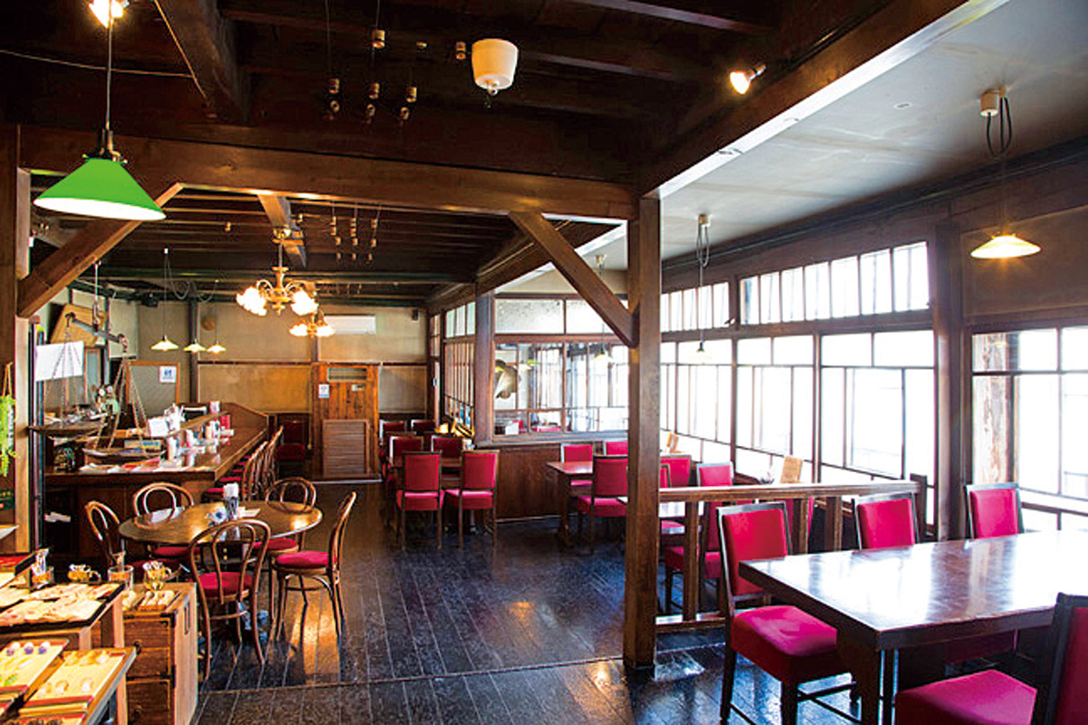 旅の途中で立ち寄りたい!歴史とロマン溢れる小樽のレトロカフェ3選