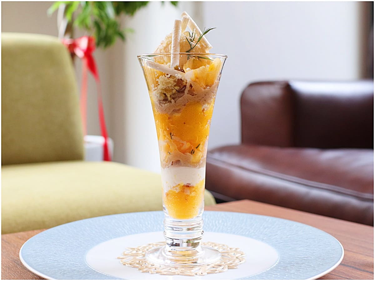 おひとりさまにオススメ！華やか絶品パフェが楽しめる表参道のカフェ&BAR
