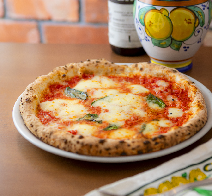 ピッツァ 直径約23ｃｍ 1650円