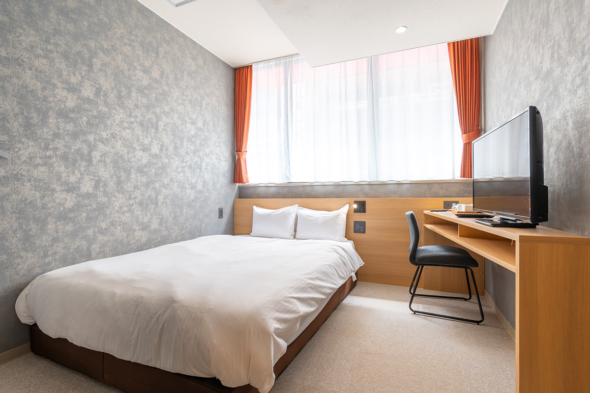 コンフォートダブル （トイレ、洗面台、シャワー付）1泊8170円～