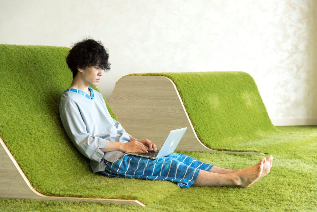 ここで再び「オーシャンスパ Fuua」でくつろぐ青木