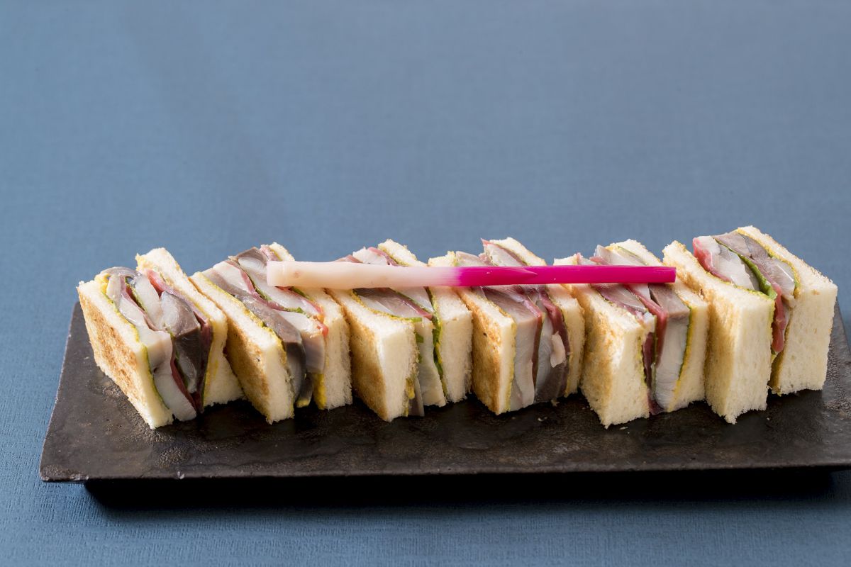 サバサンド1000円