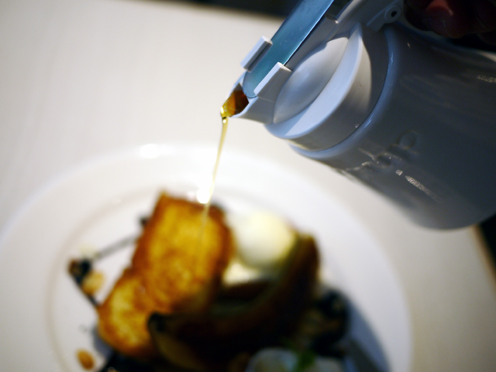 メイプルシロップをたっぷりかけて召し上がれ