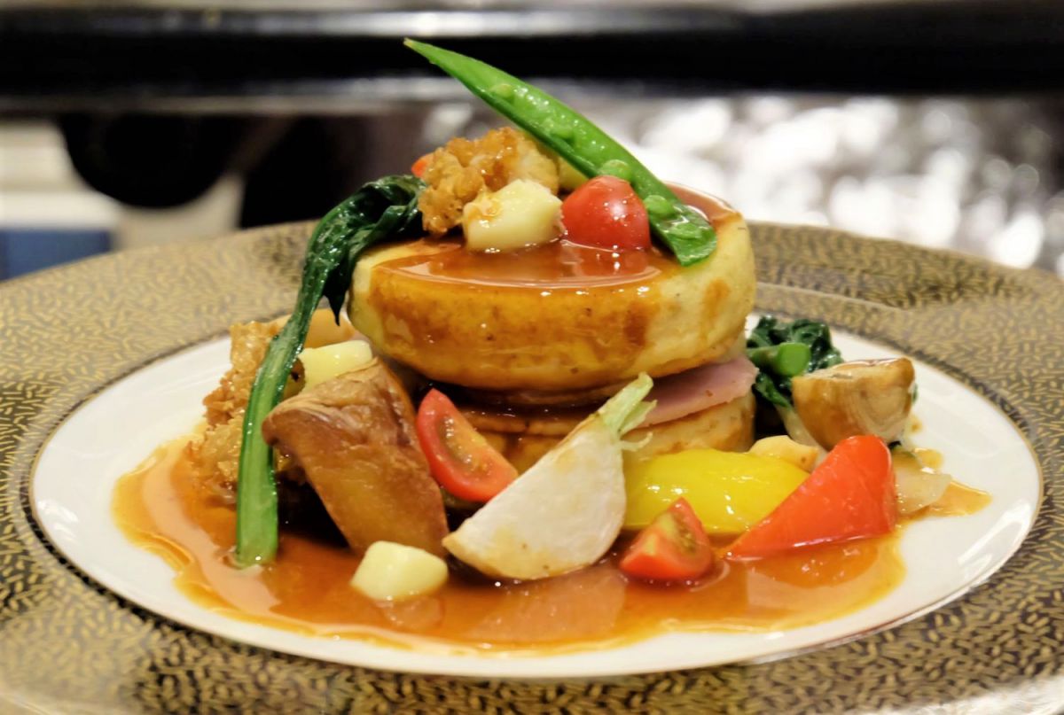 「ラクレット チーズ パンケーキ」平日 3333円／土日祝 3833円（税別）※別途サービス料13％