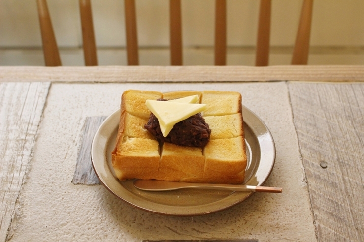 あんバタートースト 550円