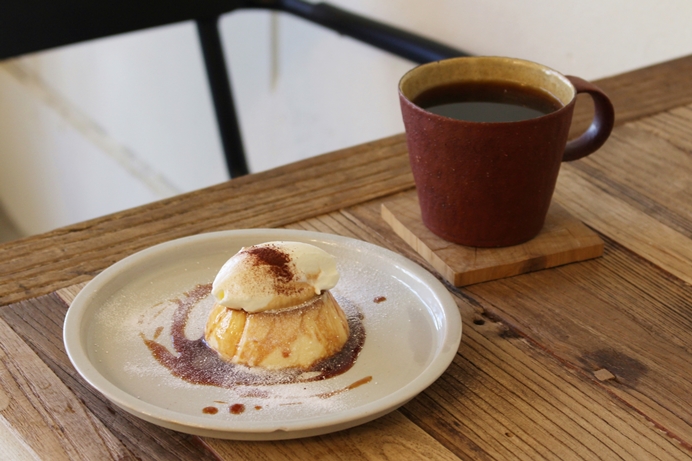 ドゥスールプリン 440円、ハンドドリップコーヒー 460円