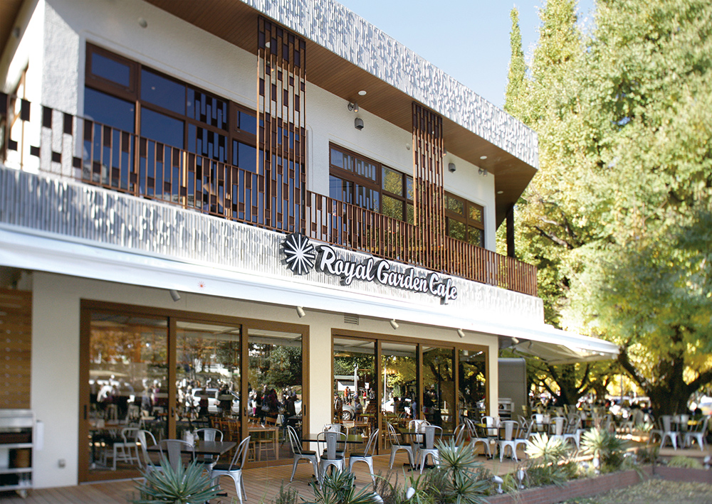 Royal Garden Cafe 青山