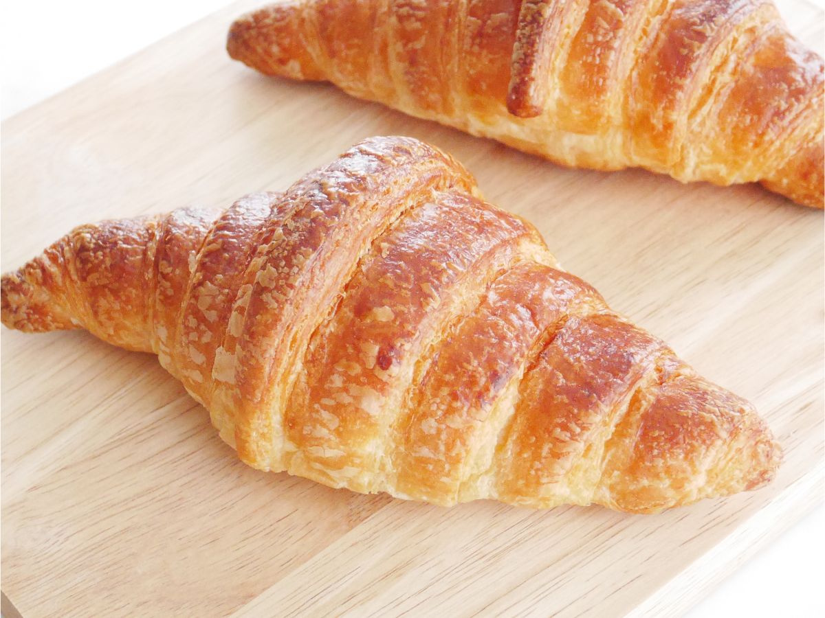 クロワッサン 190円