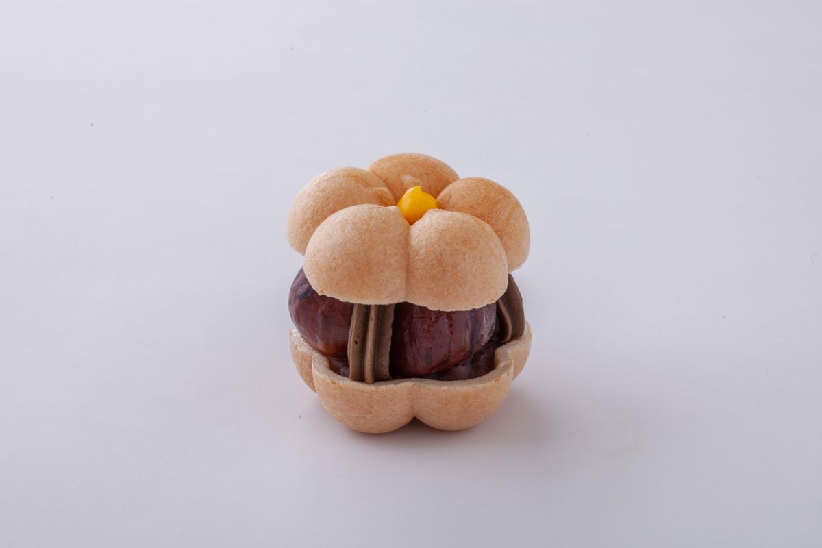 栗ほうじ茶最中　350円