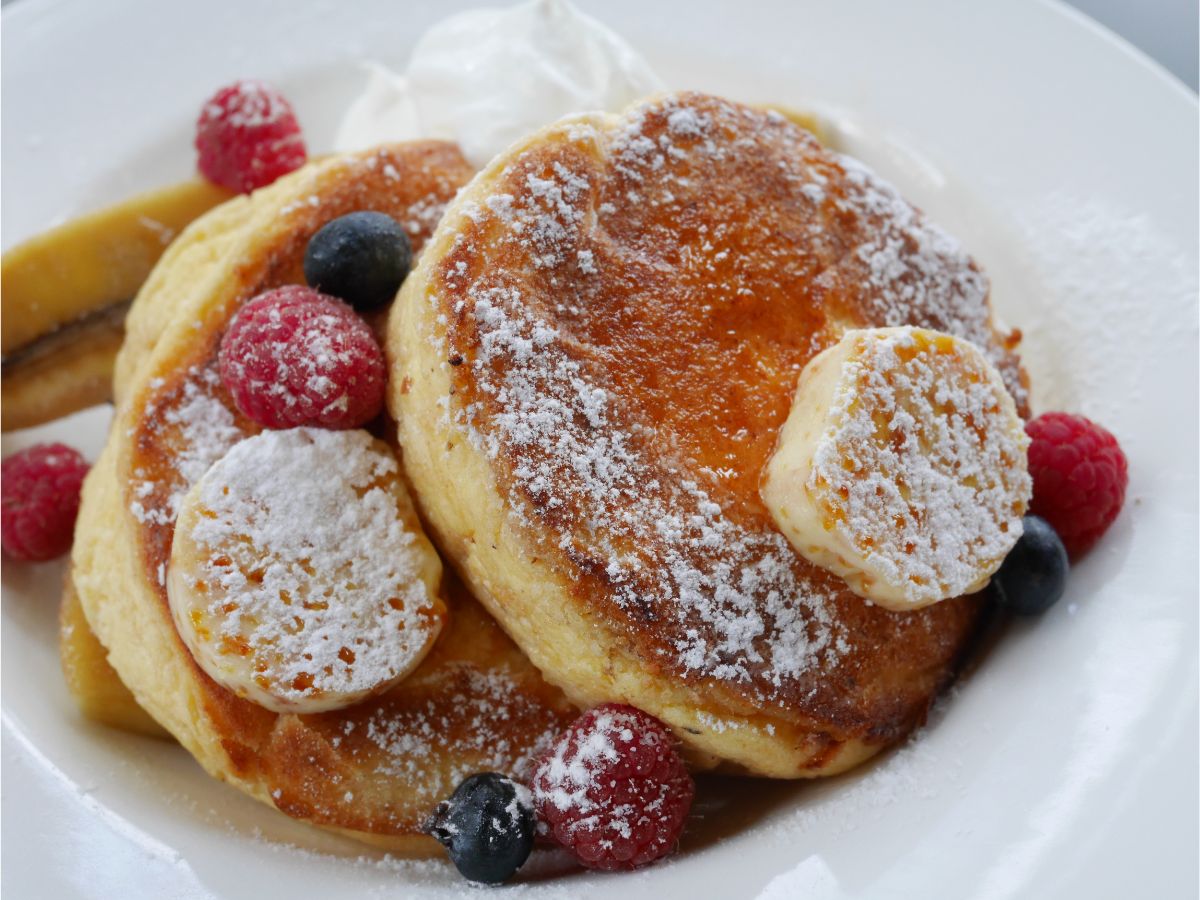 秋の絶景が楽しめる“知る人ぞ知る”穴場！パンケーキも絶品な癒しカフェ