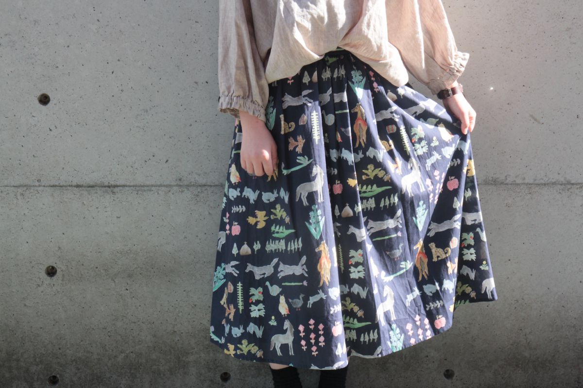 夢の中でかけぬける。スカート 2万4200円