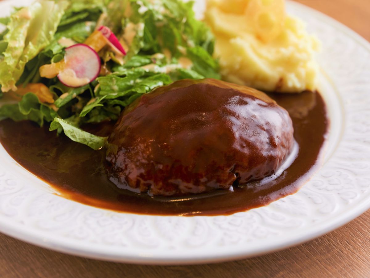 THE SAXEランチセットB（特製和牛ハンバーグライスセット） 1210円