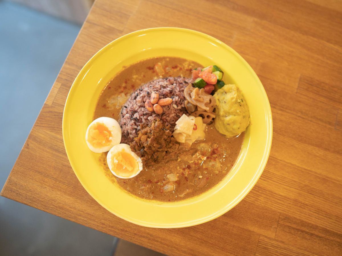 広島カレープレート 1600円