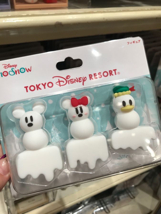 フィギュア3個セット1800円