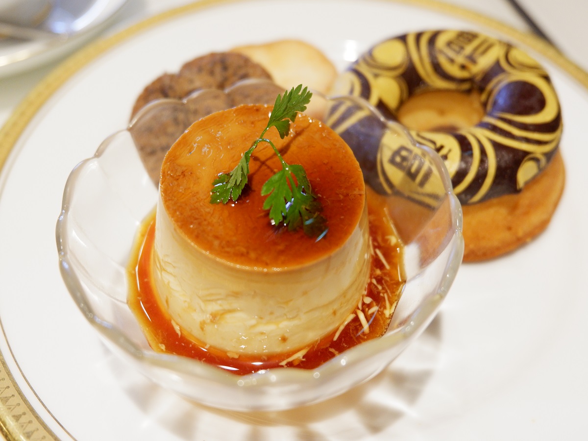 レトロスイーツプレートセット 1100円