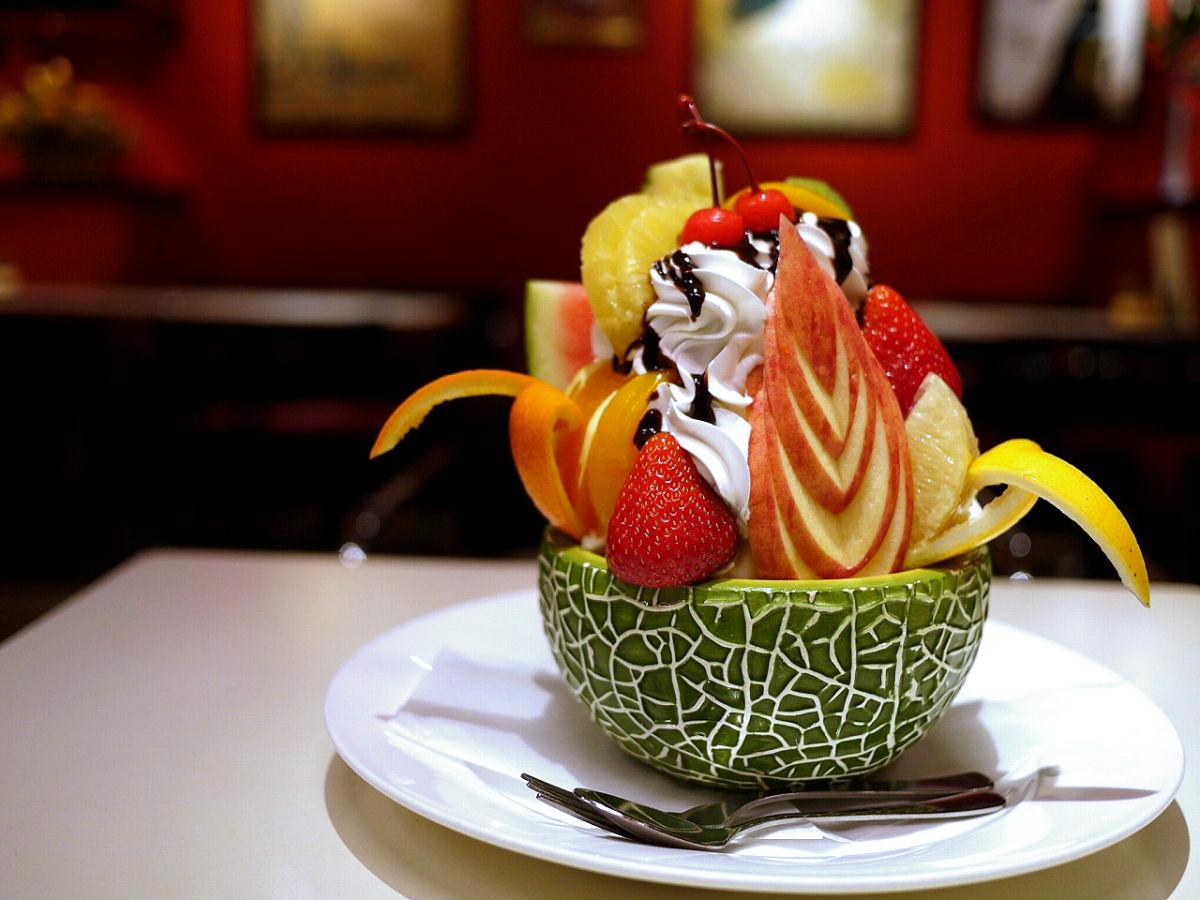 プリンアラモード 750円