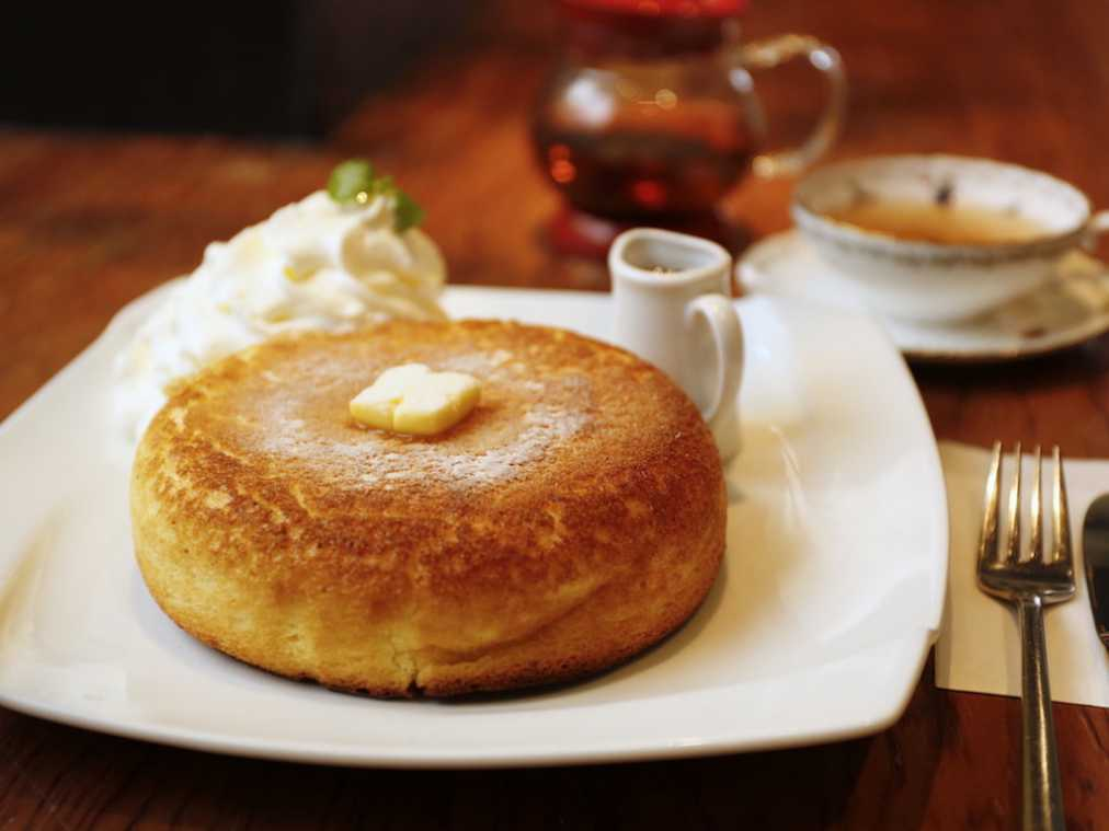 石窯ホットケーキ  680円 （ドリンクセットは1000円）