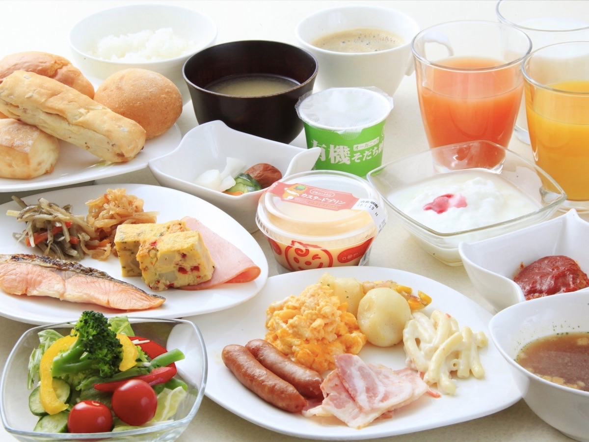 朝食ブッフェが無料！都内で露天風呂＆岩盤浴まで楽しめる穴場ホテル