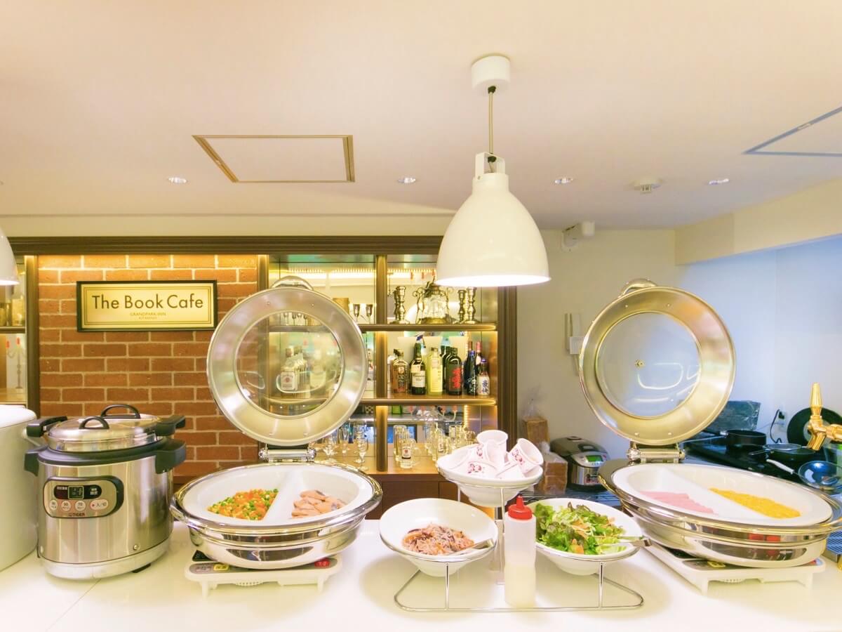 朝食バイキング／グランパーク・イン北千住