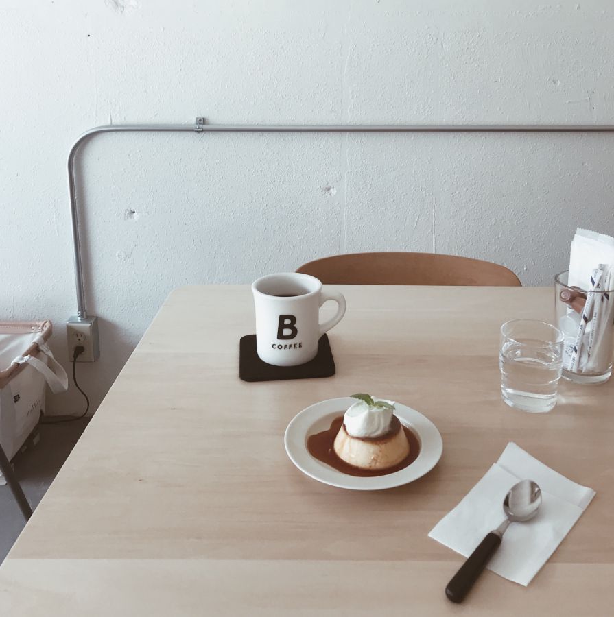 自家製プリン420円、ドリップコーヒー400円