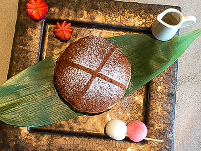 「生どら焼き」300円(税別)も一工夫/茶屋ひなた