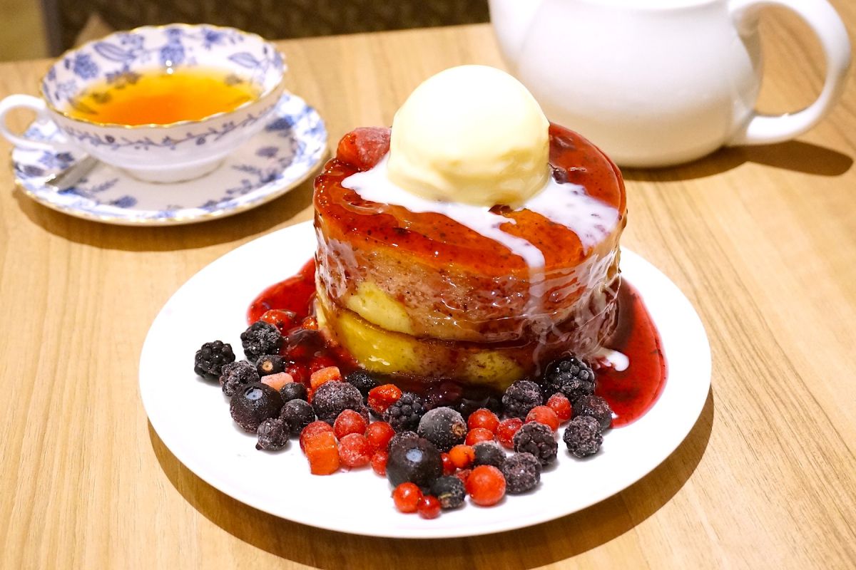 「ベリーベリーホットケーキ」（税別900円）