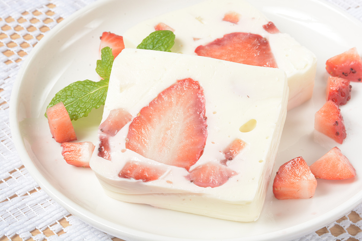 「佐賀イチゴのテリーヌ」(〓〓円)