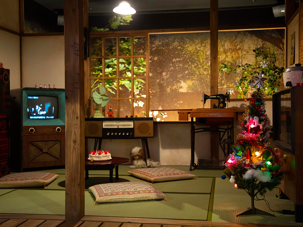 1960年代の東京の街並みをイメージした「ヒストリーガレージ」