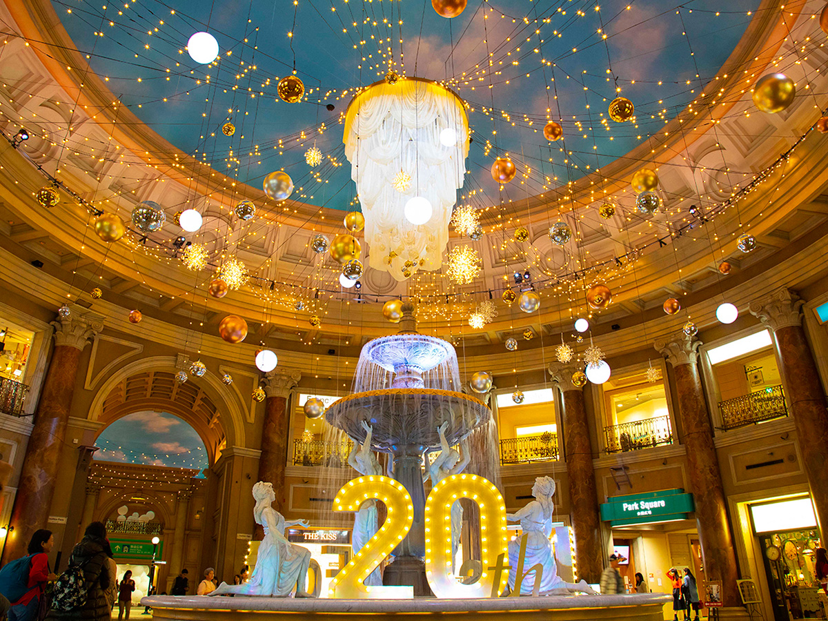 今年20周年を迎えたショッピングモール「ヴィーナスフォート」