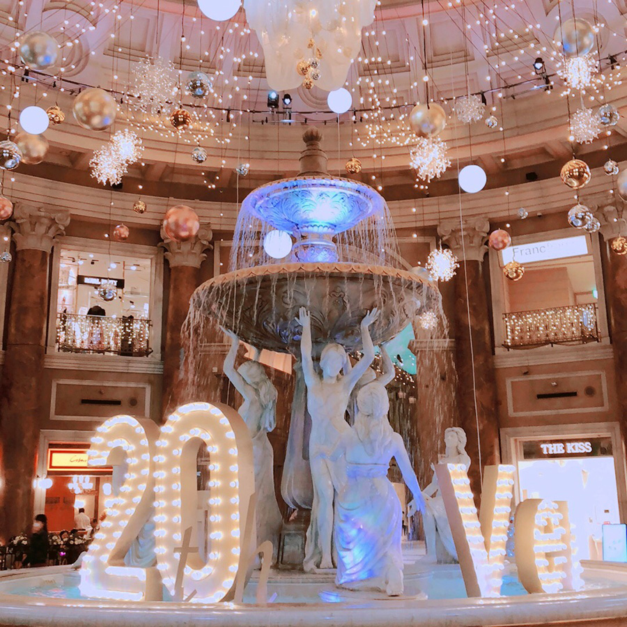 お台場「ヴィーナスフォート」噴水広場