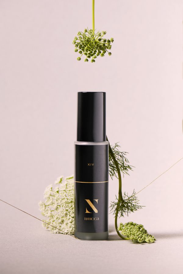 Nucca 14 フェイシャルオイル 1万8000円(税抜)