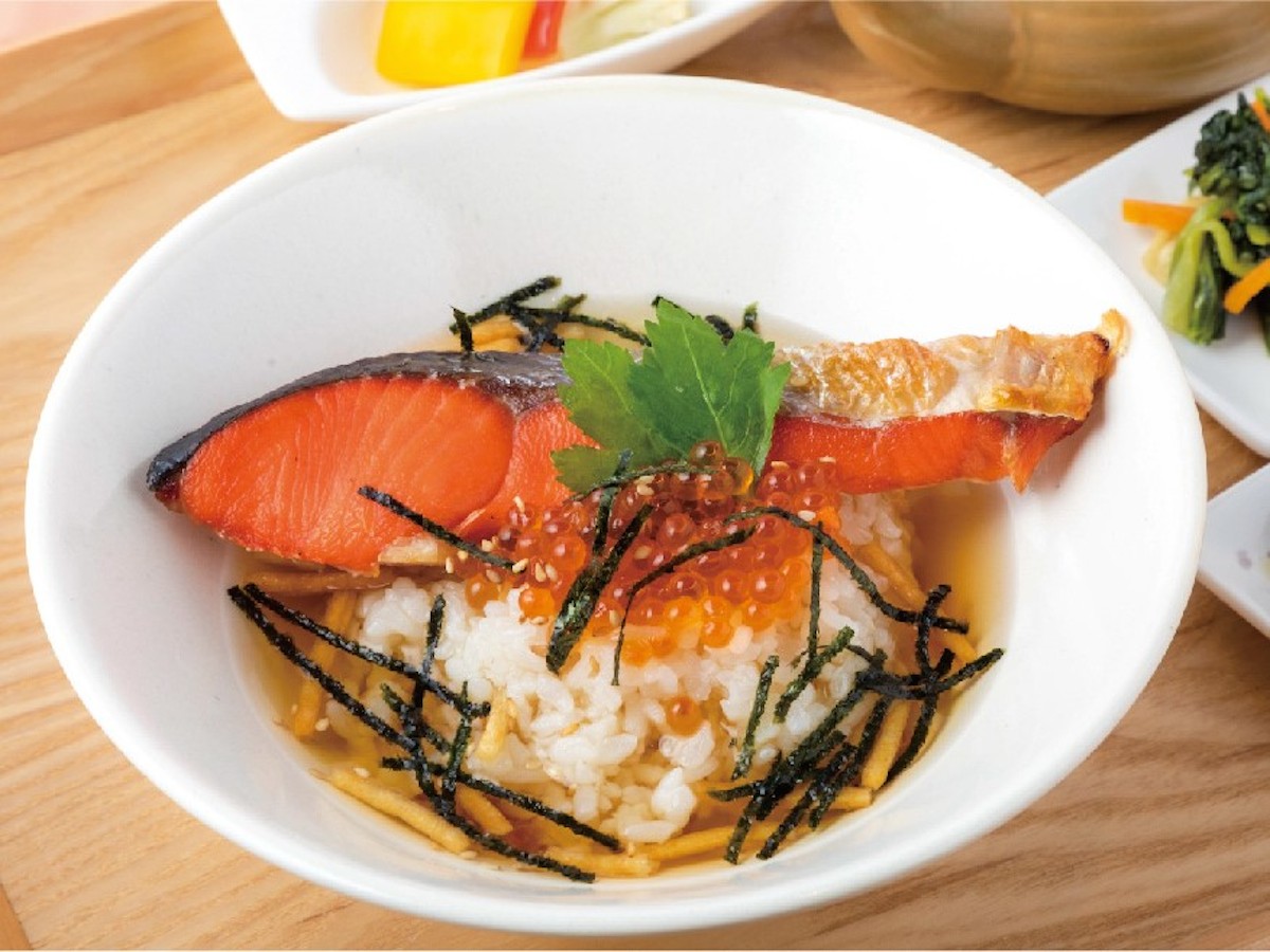 紅鮭とイクラ茶づけ　950円