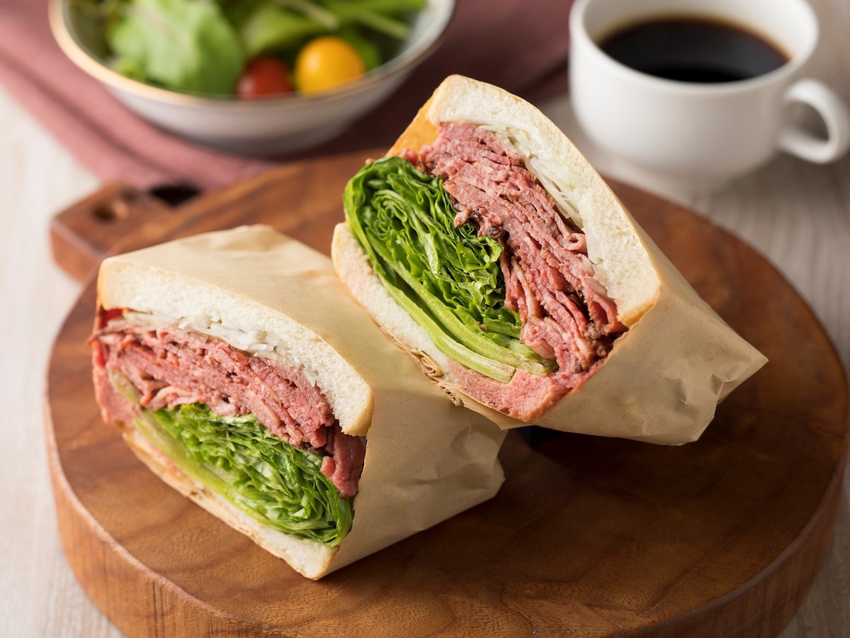 たった1000円！ケーキブッフェにフリードリンク付きのコスパ良なサンドイッチランチ