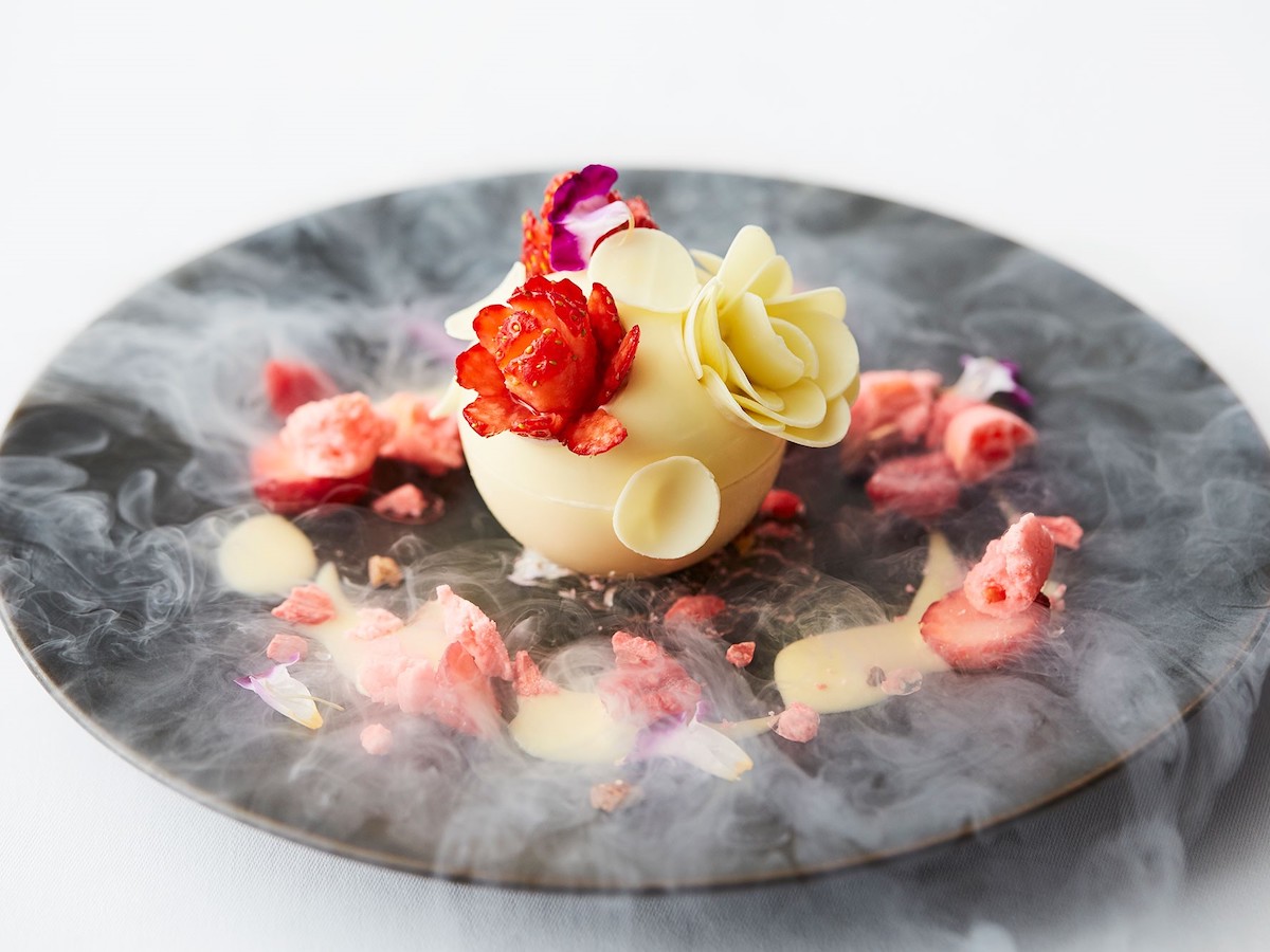 おしゃれすぎ！銀座三越のカフェ"ボンボヌール"新作デセール＆パスタ