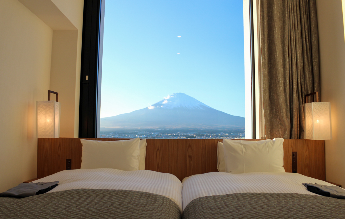 起床して即・富士山を拝める絶景なお部屋