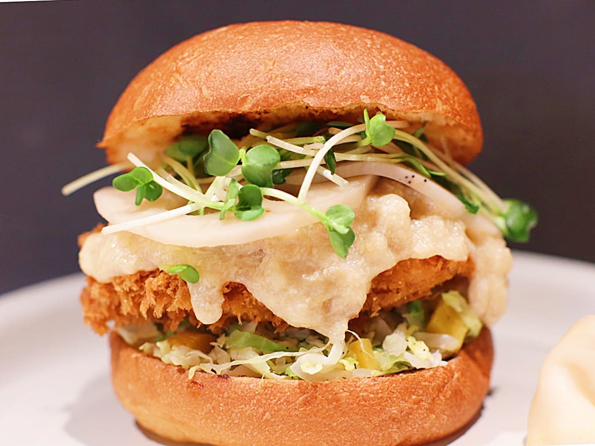 「渋谷PARCO」にランチの新定番登場!?ここでしか食べられない変わり種バーガー