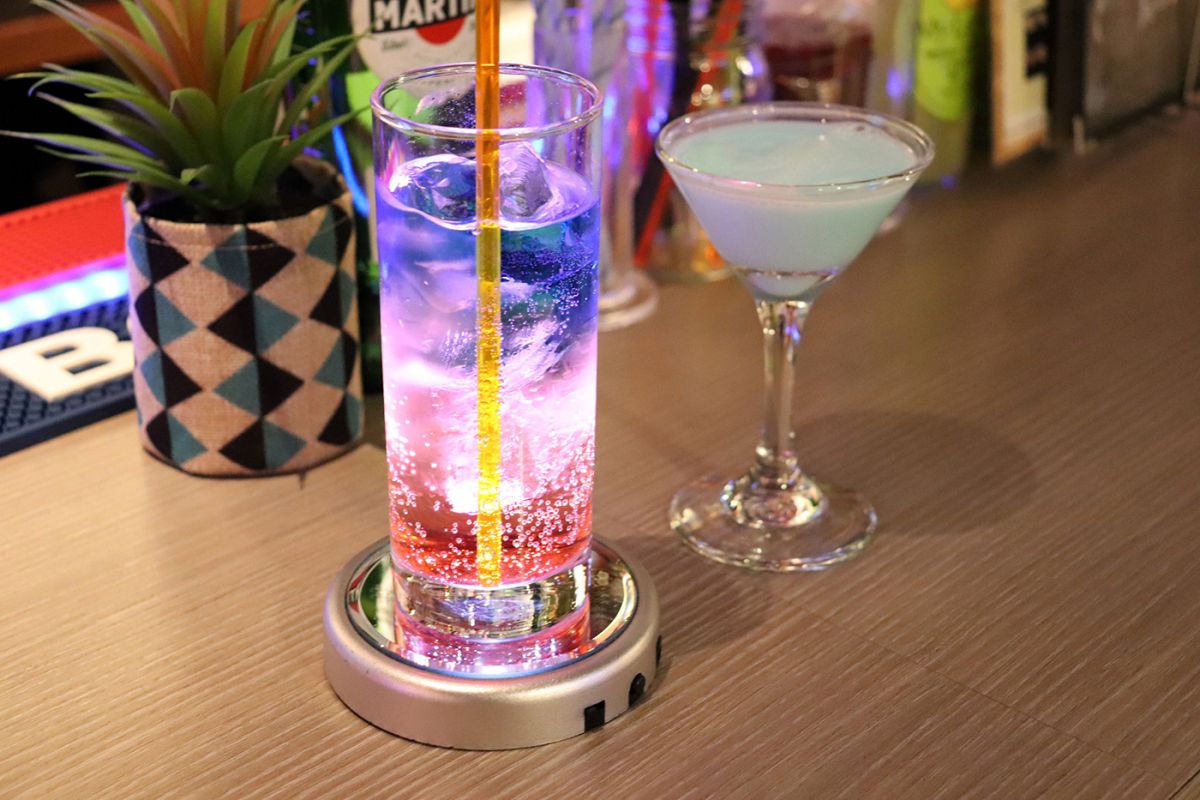 飲み会終わりで終電を逃しても安心！朝までいられる都内のバー3選