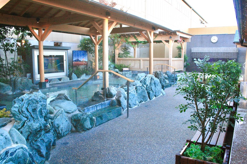 露天風呂エリア