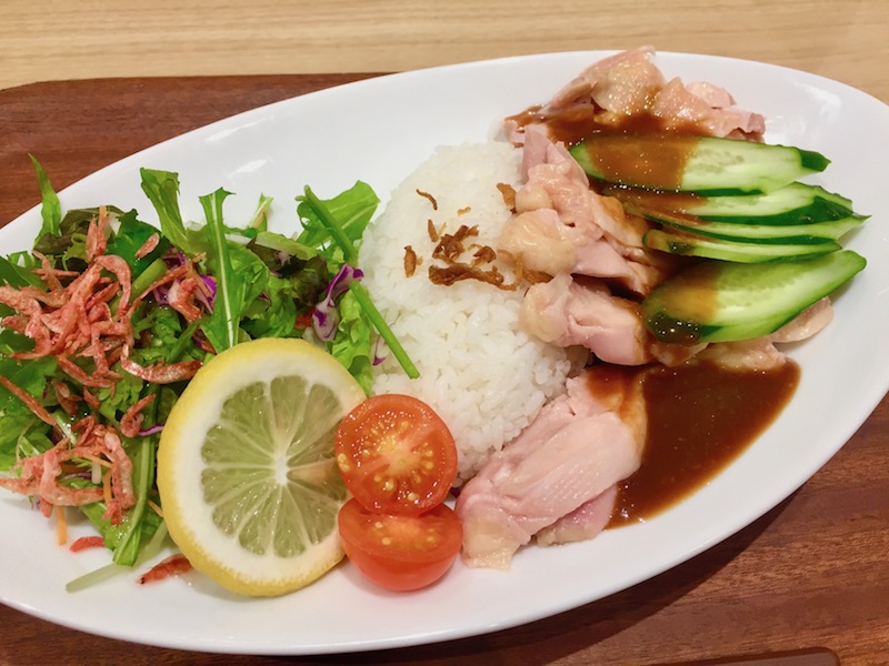 「カオマンガイプレート」920円（税込）